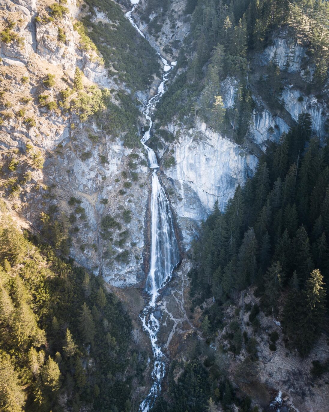 Dalfazer Wasserfall – Fotospots am Achensee | BinMalKuerzWeg