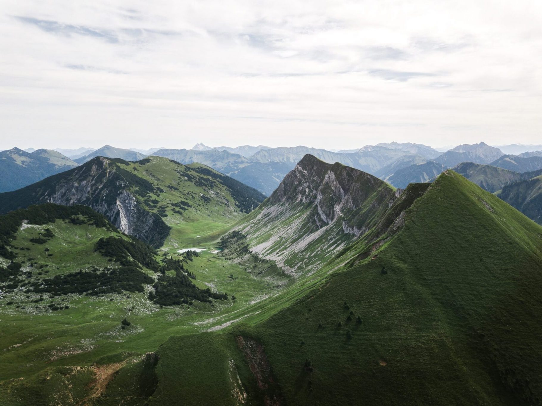 Die Wanderung zur Tölzer Hütte - Drohne fotografieren zwischen Schafreuter und Delphsjoch