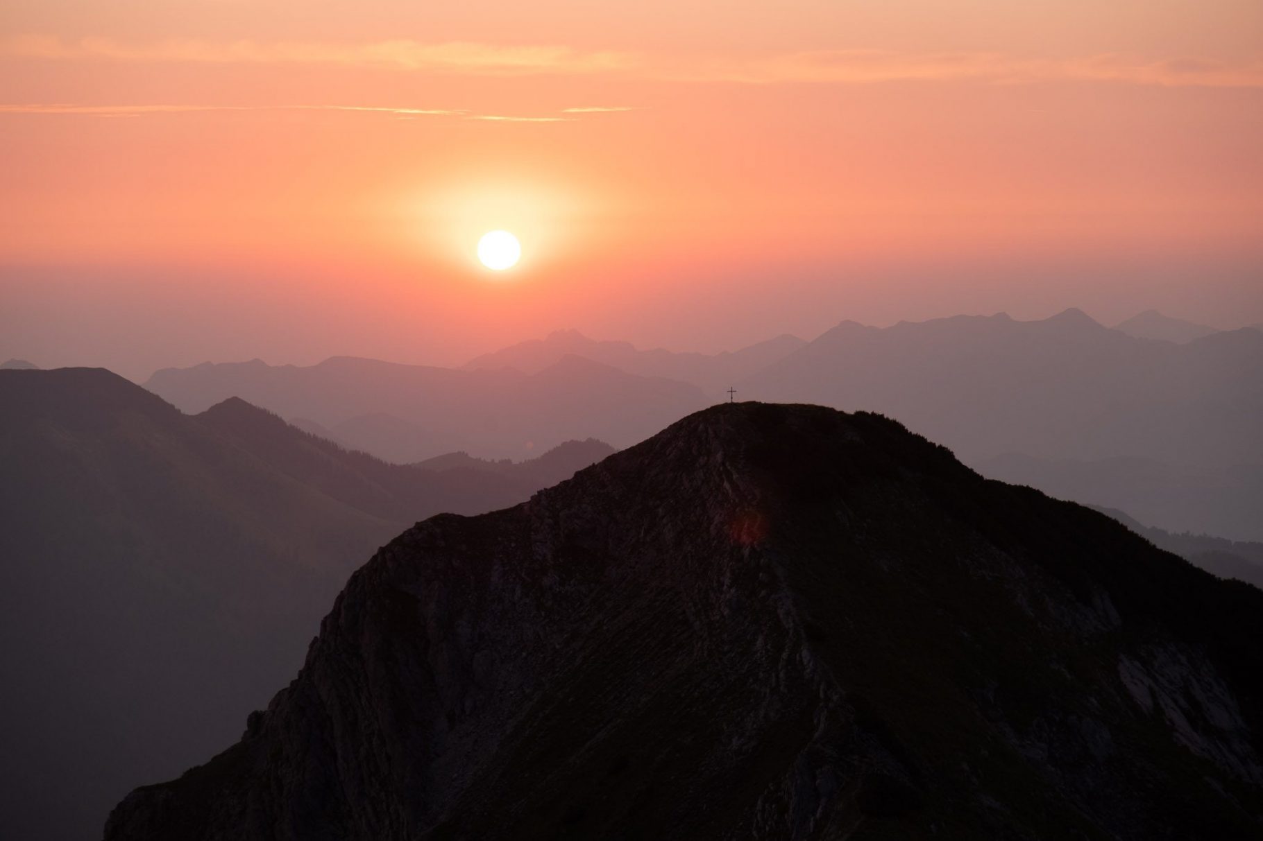 Sonnenaufgang am hinteren Sonnwendjoch | BinMalKuerzWeg