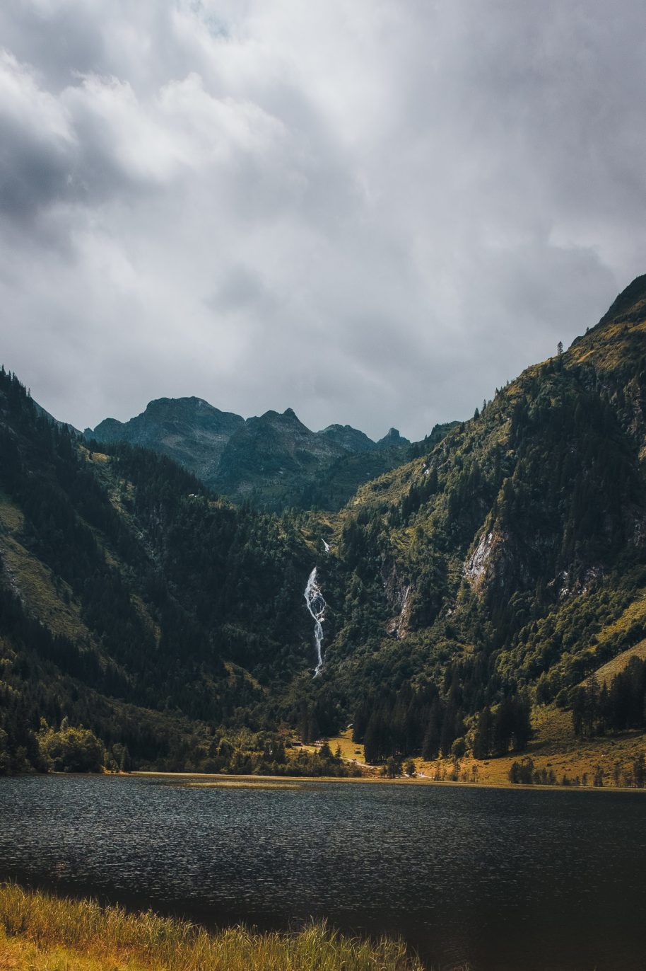 Schöne Wanderung um den Steirischen Bodensee | BinMalKuerzWeg